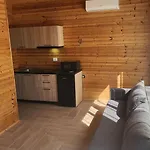 Uniklajd Villa-s