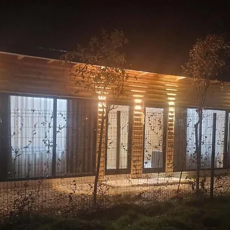 Uniklajd Villa-s 山林小屋 格勒姆