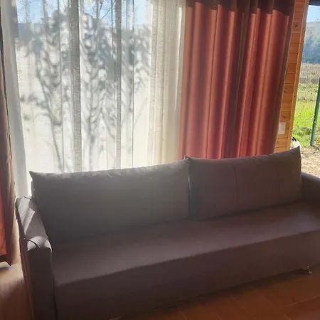 Uniklajd Villa-s *